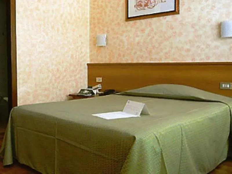 Residence Desenzano Milan Italy