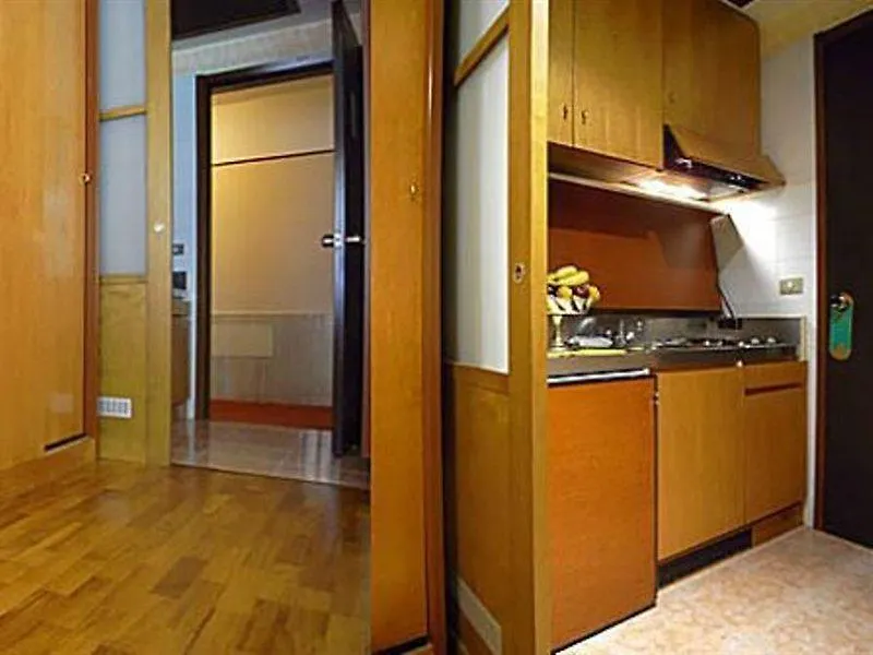 Residence Desenzano Milan
