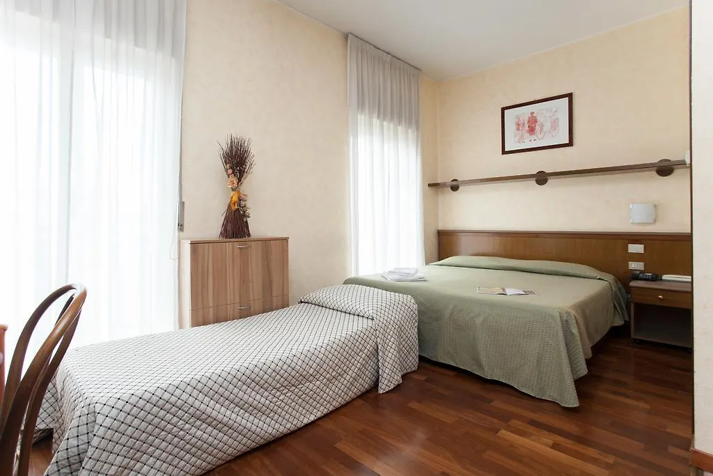 Residence Desenzano Milano Aparthotel